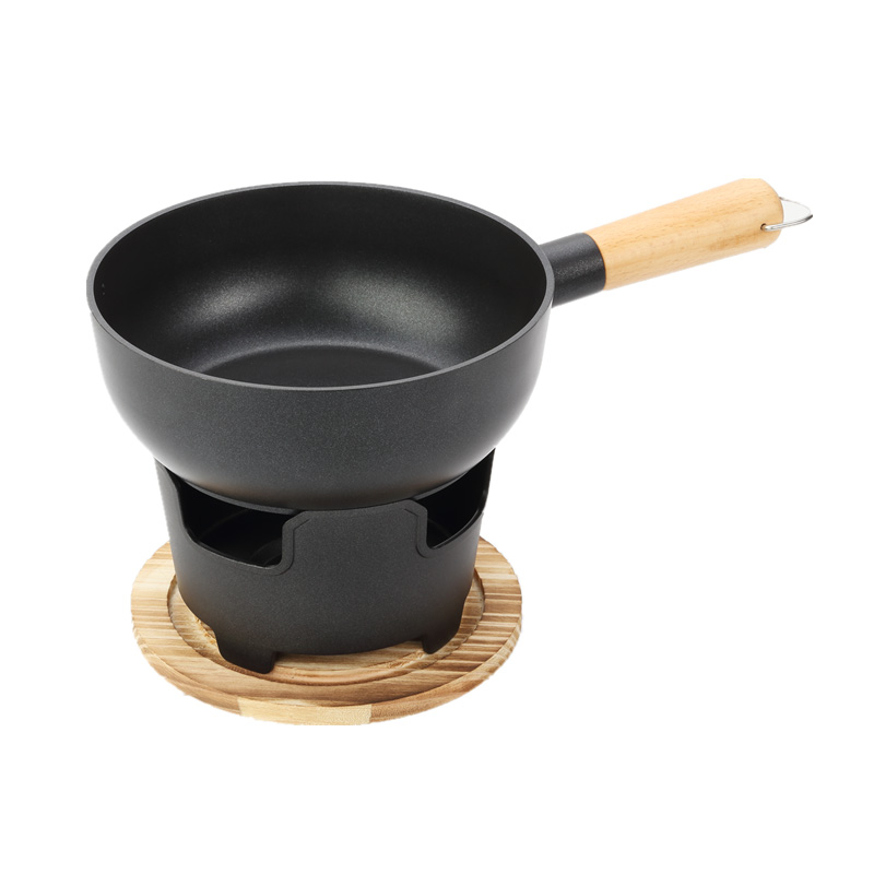 How to Clean a Nonstick Fondue Pot