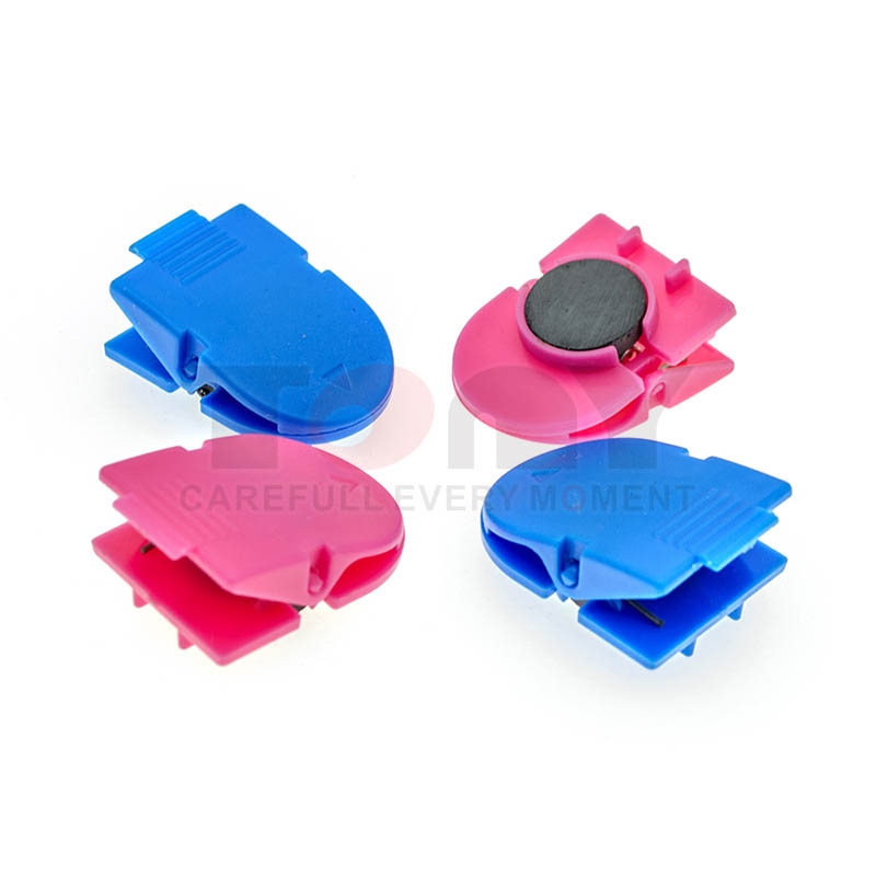 Features of a Magnetic Clip