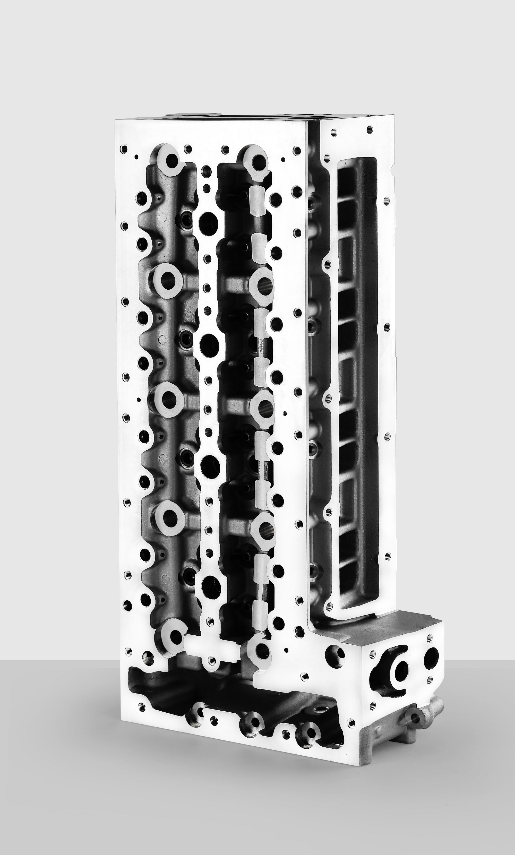 China Aluminum Cylinder Head: Innovations Driving Global Automotive Performance
